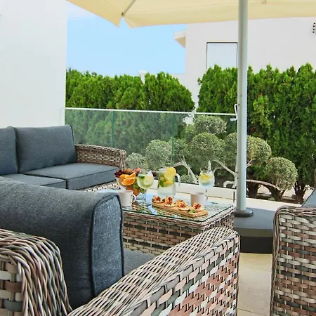 Phaedrus Living Luxury Ellison Villa Coral Bay