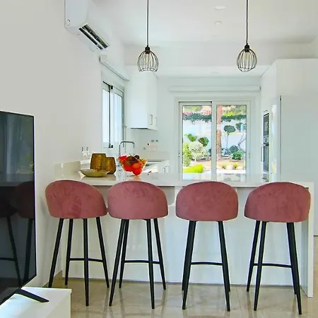 Villa Phaedrus Living Luxury Ellison Coral Bay