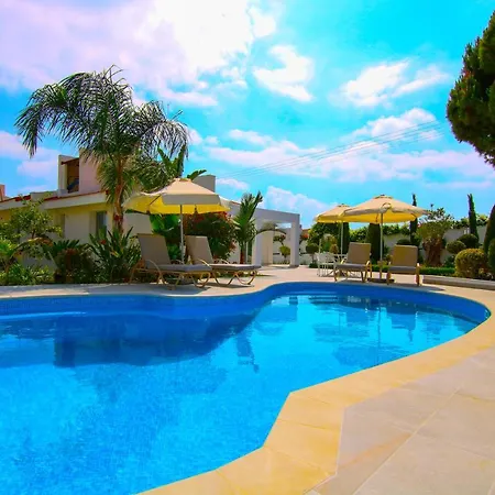 Phaedrus Living Luxury Ellison * Coral Bay